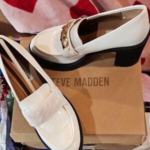 NIB Steve Madden White Chunky Heel Loafers
